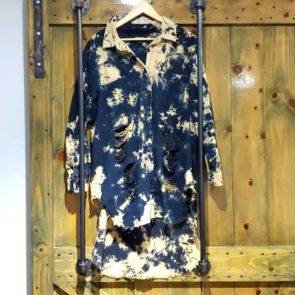 THRILL JEANS PLUS SIZE 3X TIE DYE BUTTON DOWN SHIRT HIGH LOW DISTRESSED RIPS
